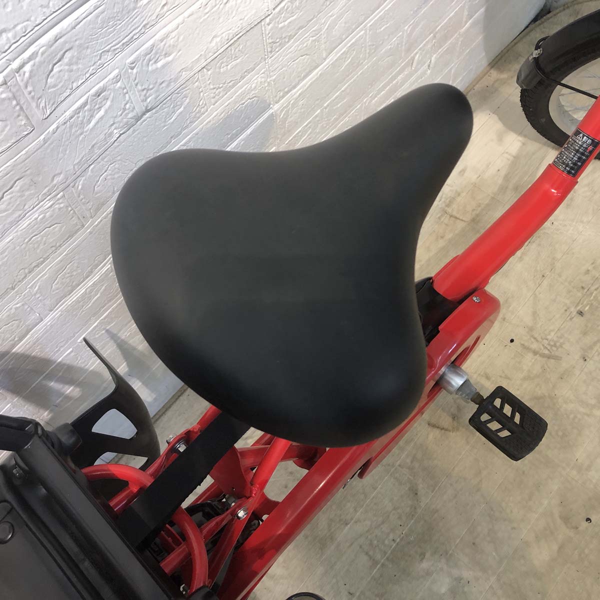 パナソニック ギュットミニ レッド 20インチ YG006 【中古車】