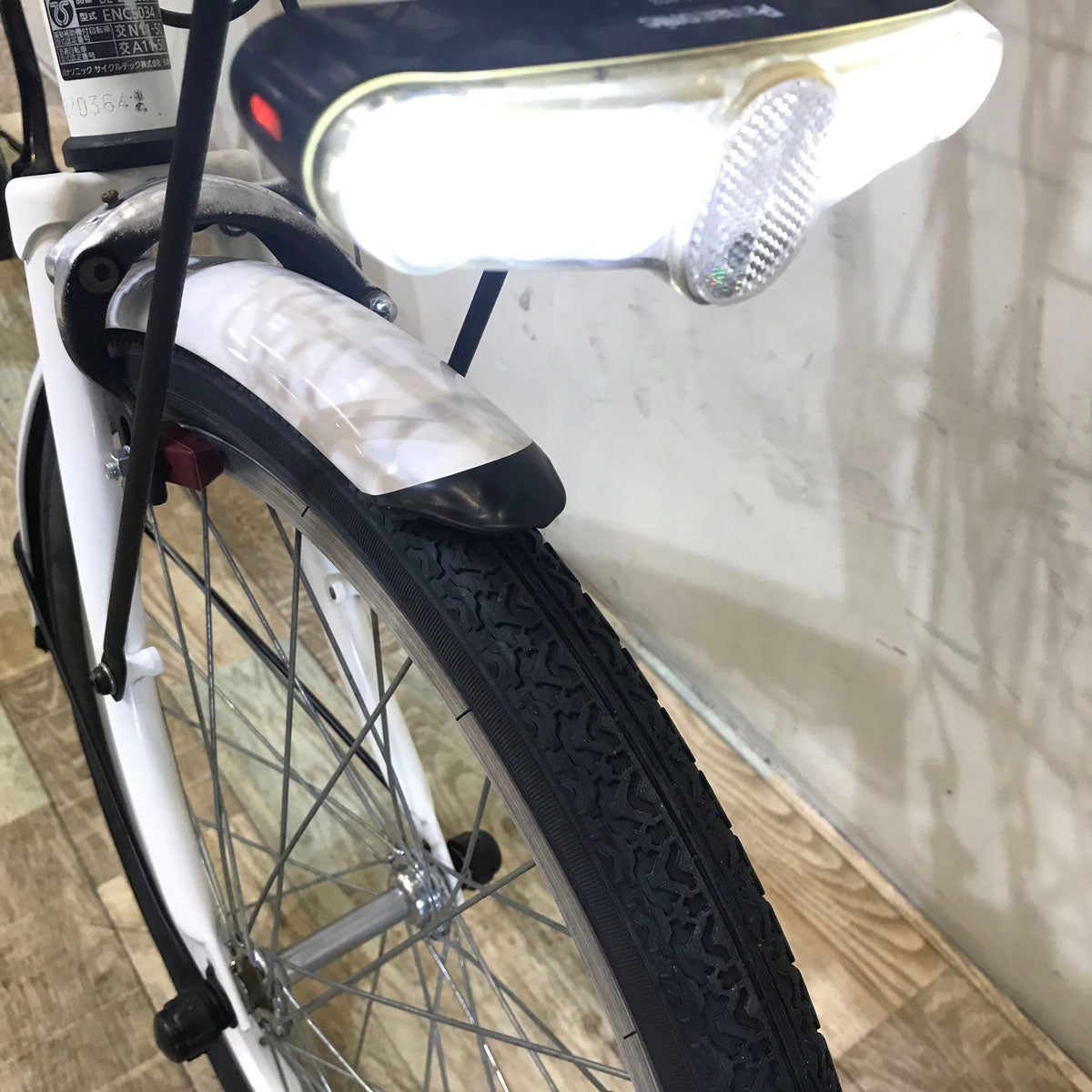 パナソニック シュガードロップ ホワイト 20インチ KZ143 【中古車】