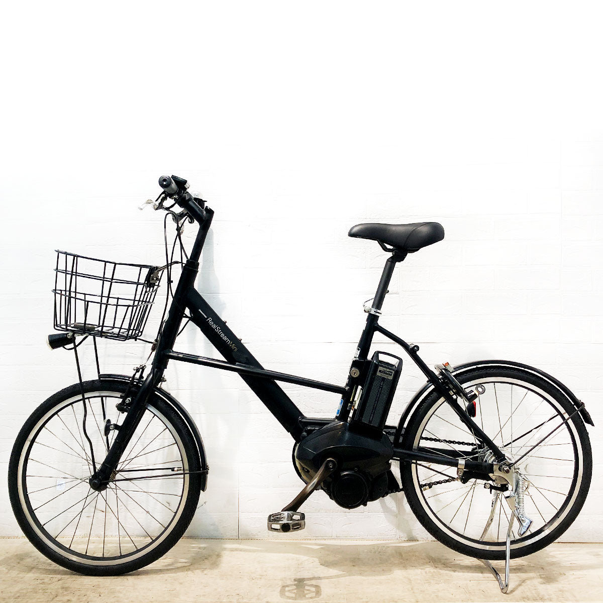 ブリヂストン リアルストリーム ミニ ブラック 20インチ YO080 【中古車】