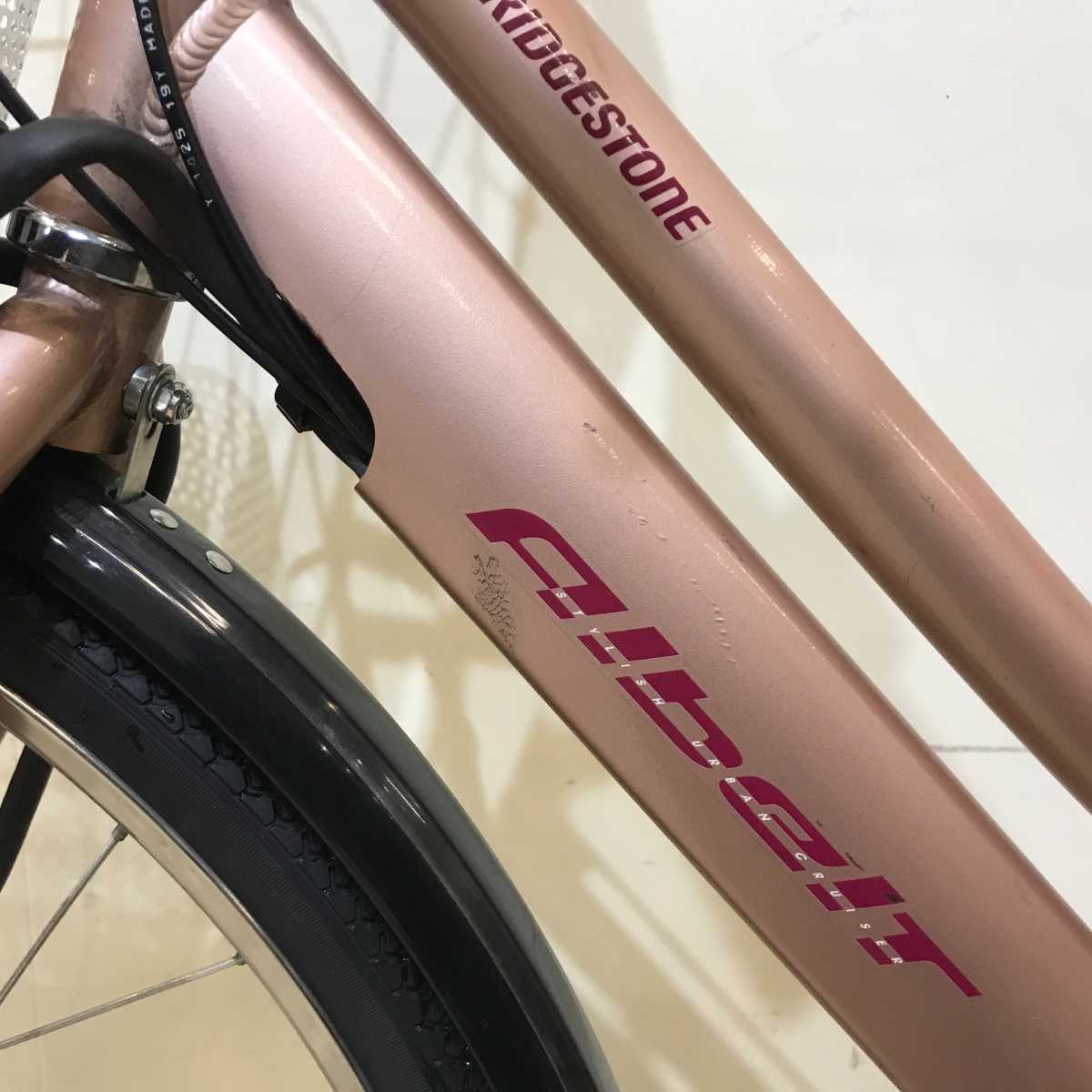 ブリヂストン アルベルト e ピンク 26インチ KQ127  【中古車】