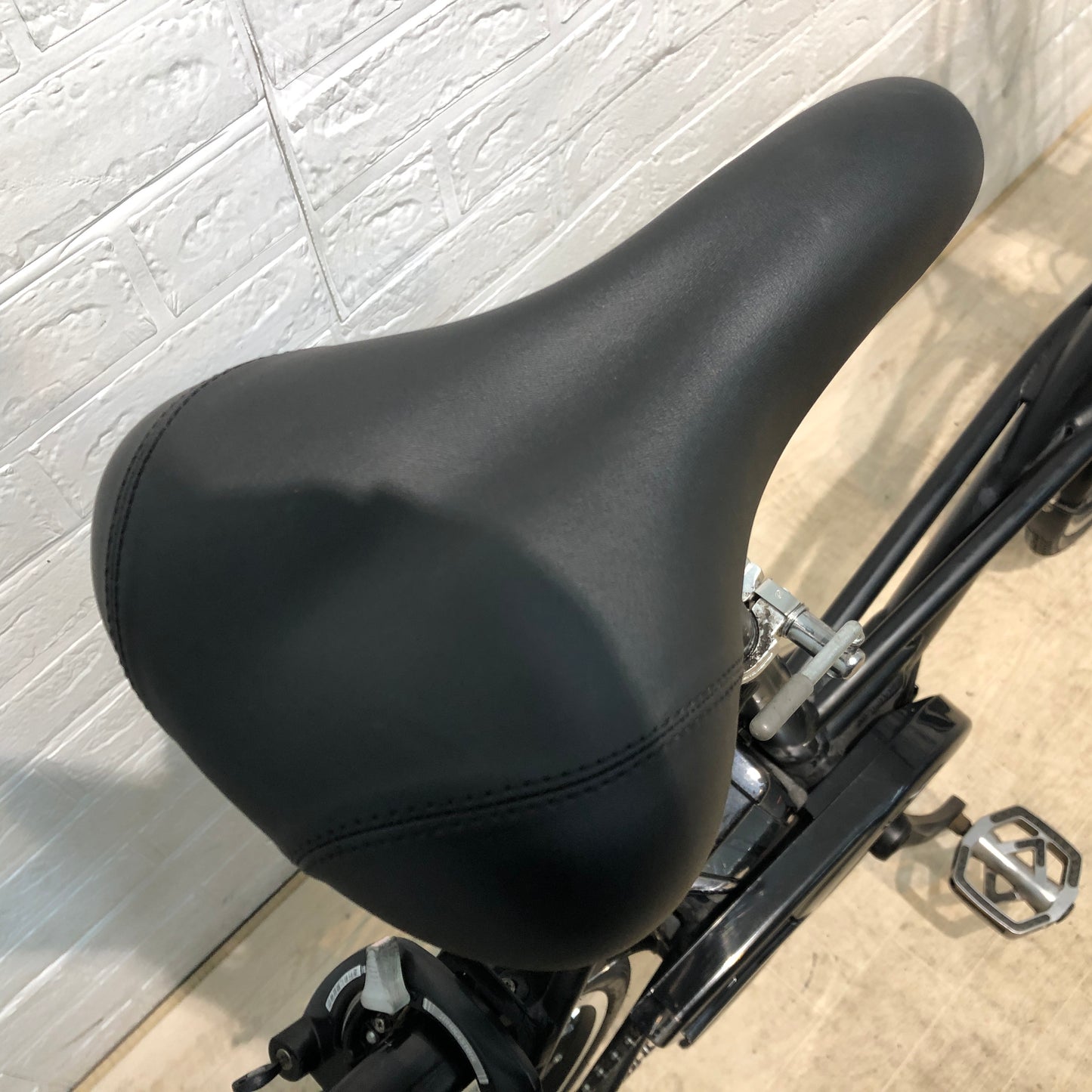 ブリヂストン リアルストリーム ミニ ブラック 20インチ YO080 【中古車】