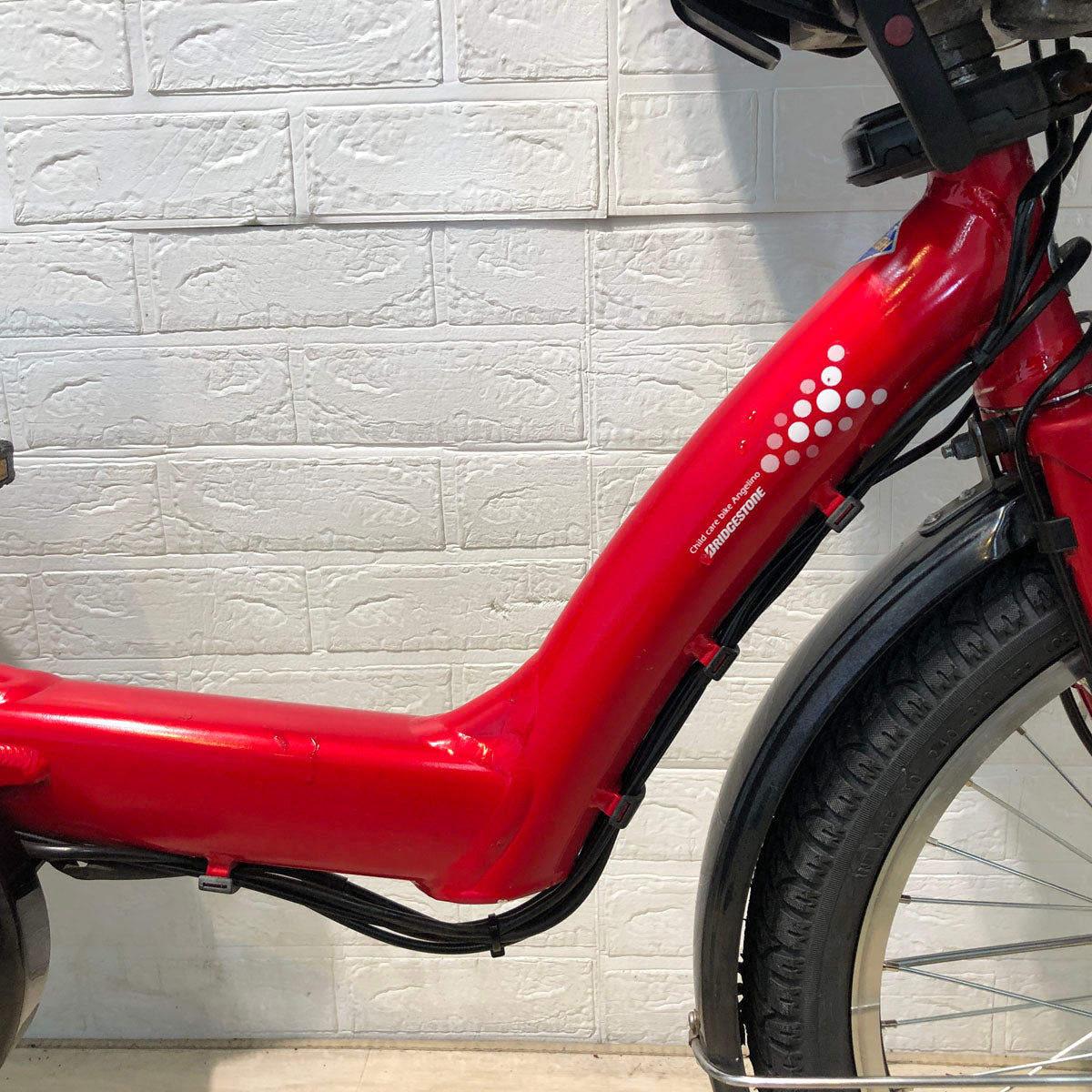 中古電動自転車 ブリヂストン アンジェリーノ プティット e レッド 20インチ YA093