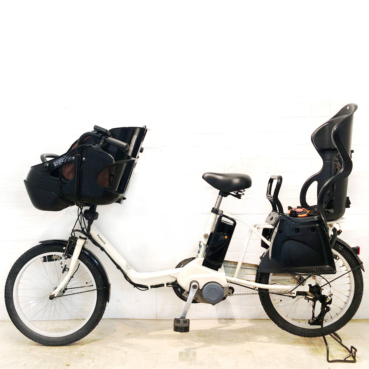 パナソニック ギュット ミニ DX ホワイト 20インチ YA097【中古車】