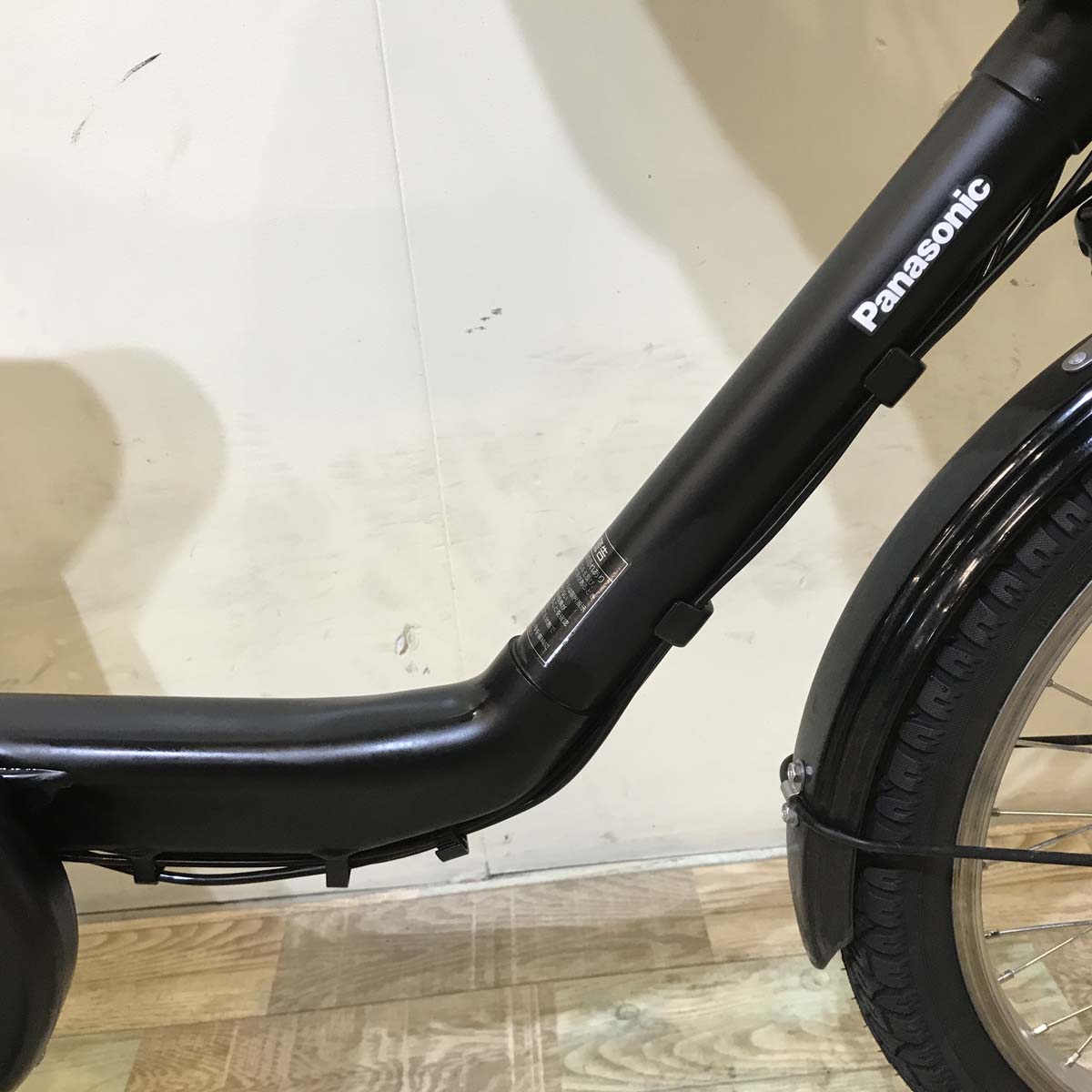 パナソニック ギュット ミニ DX ブラック 20インチ KZ153【中古車】