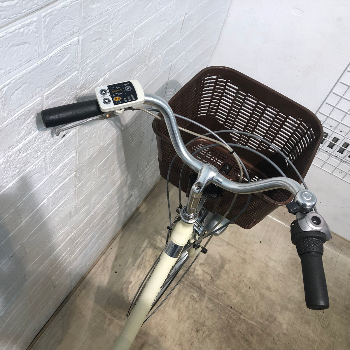 中古電動自転車 パナソニック ビビ NX アイボリーホワイト 26インチ YA100