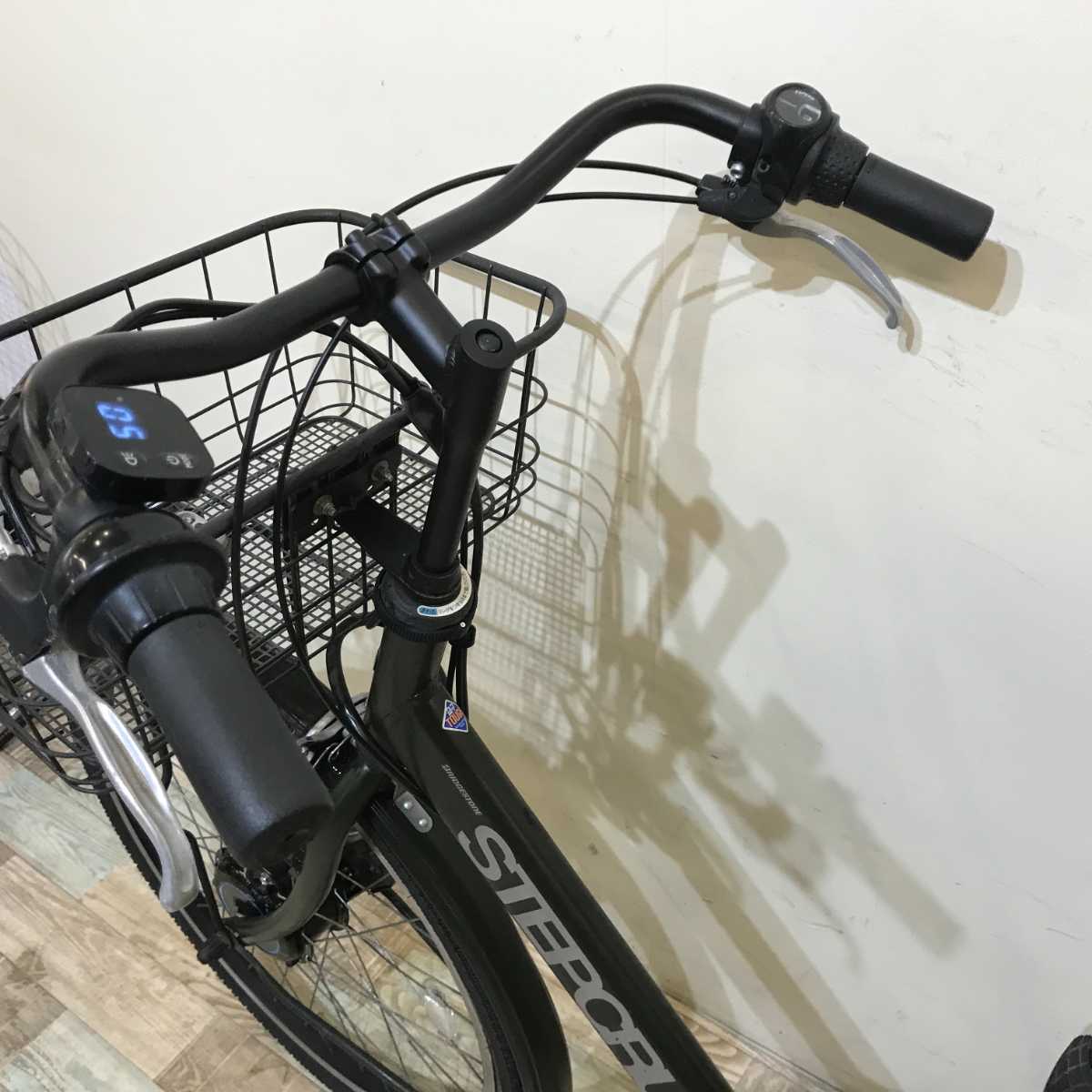 ブリヂストン ステップクルーズ e カーキ 26インチ KQ137 【中古車 