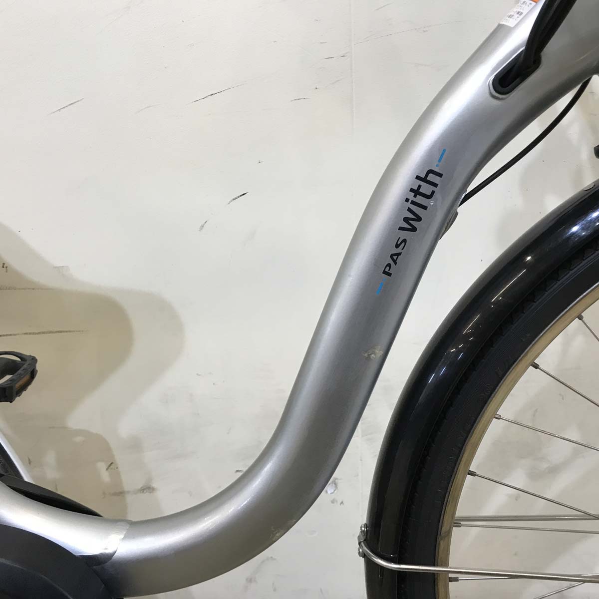 中古電動自転車 ヤマハ PAS With パス ウィズ シルバー 26インチ KF019