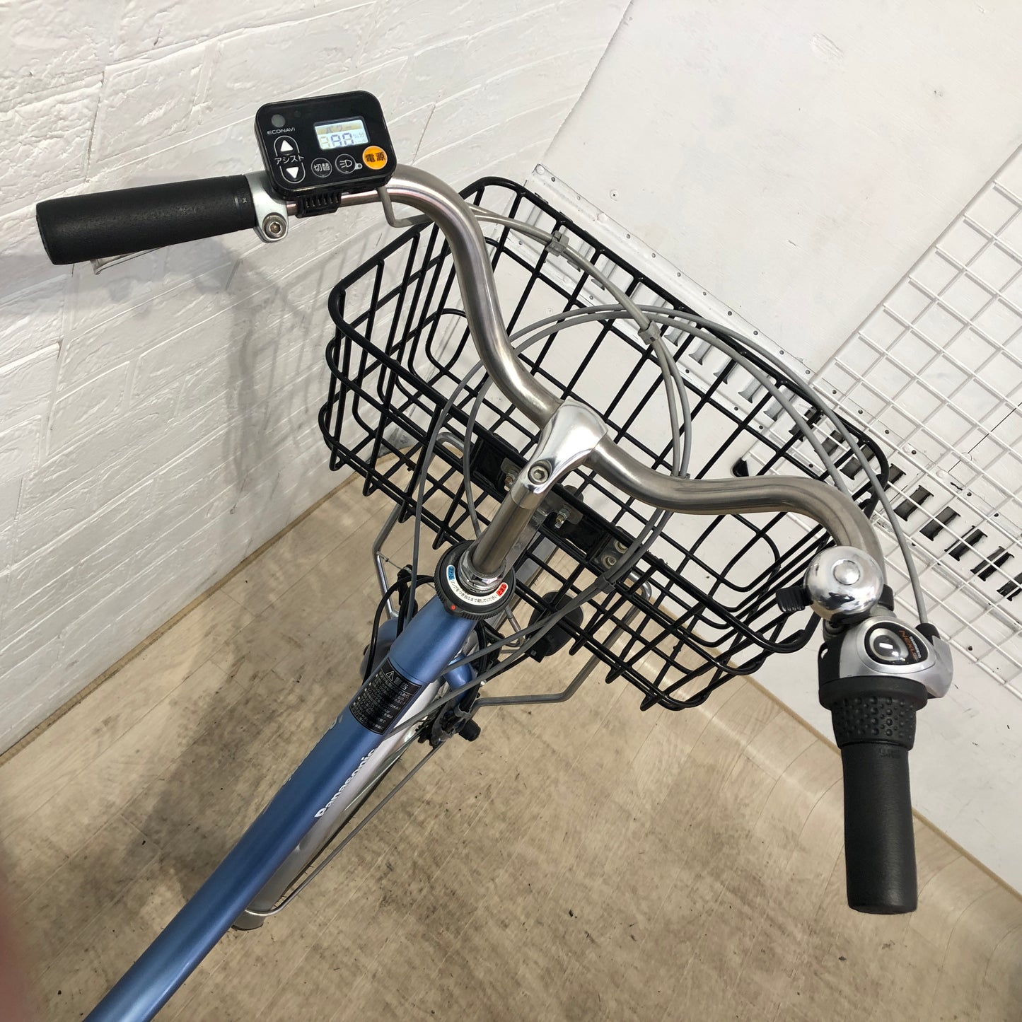 パナソニック パートナー U ブルー 24インチ YP007 【中古車】