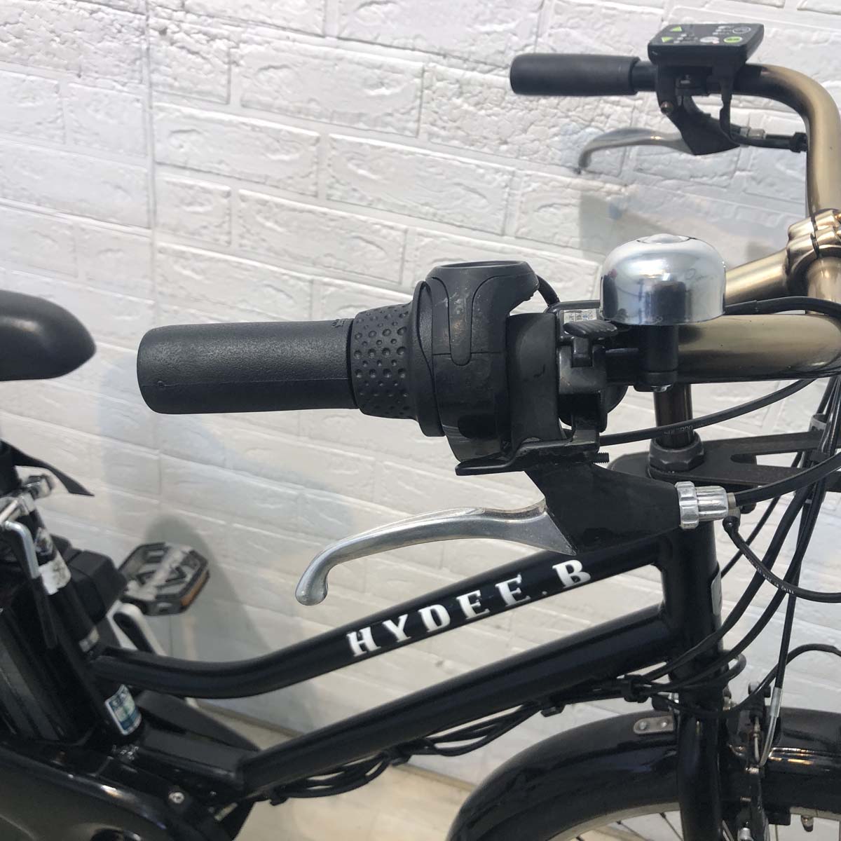 中古電動自転車 ブリヂストン ハイディB ブラック 26インチ YG023