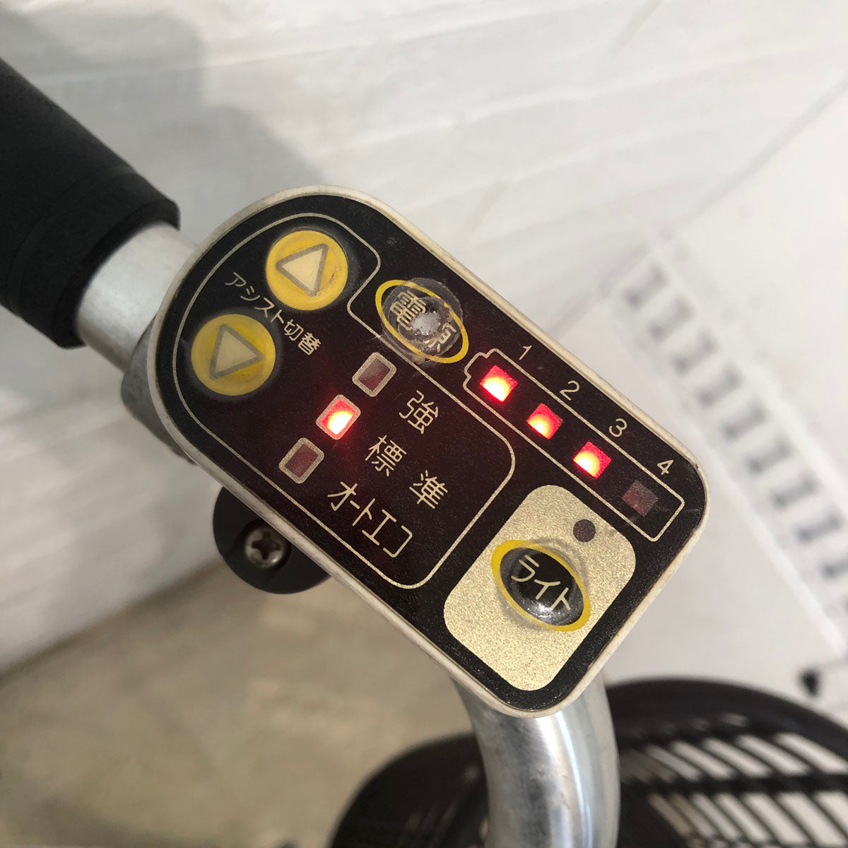 中古電動自転車 ブリヂストン アシスタ ライト ベージュ 26インチ YA106