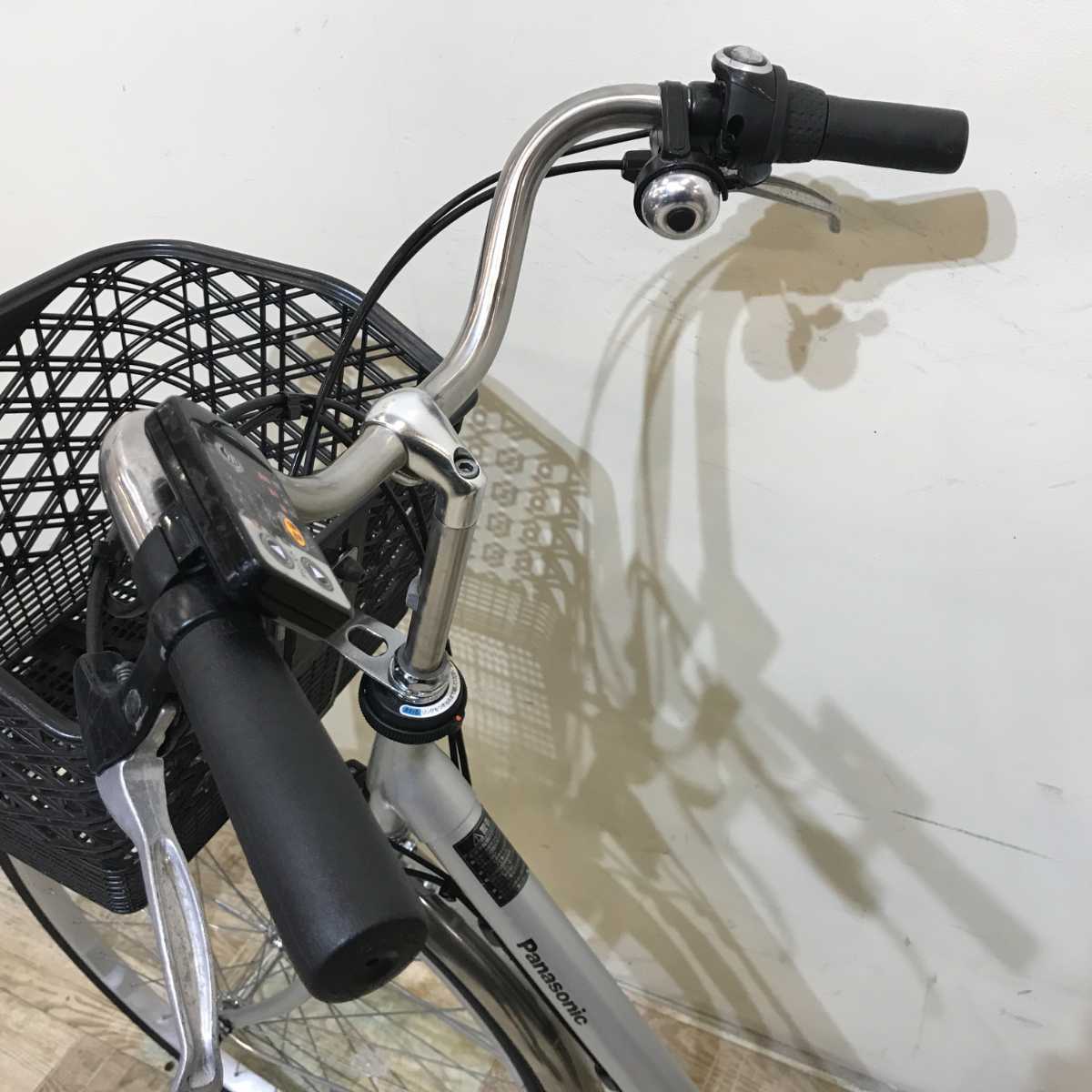 パナソニック ビビ SX シルバー 26インチ KR006【中古車】