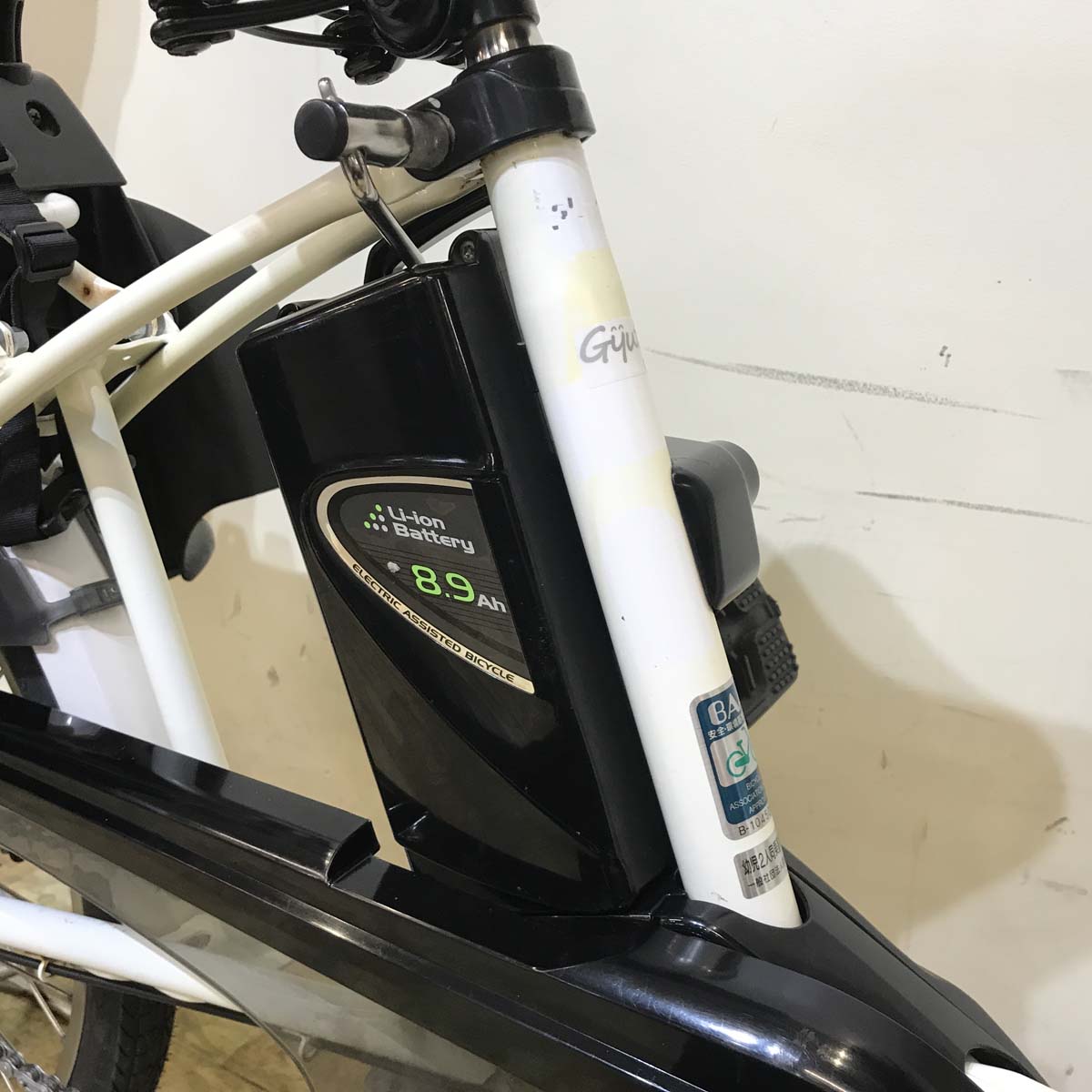 パナソニック ギュット ミニ ホワイト 20インチ KZ165【中古車】