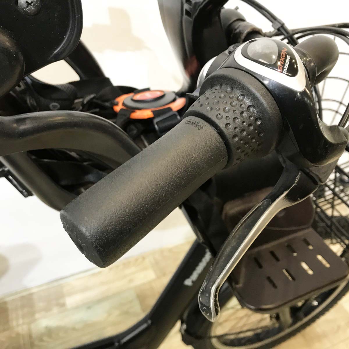 パナソニック ギュット アニーズ ブラック 20インチ KJ102 【中古車】