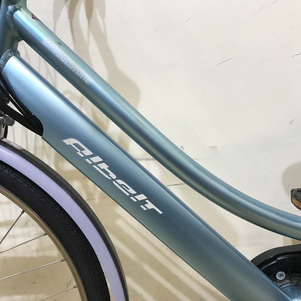 ブリヂストン アルベルト e L型 ブルー 26インチ KZ166 【中古車】