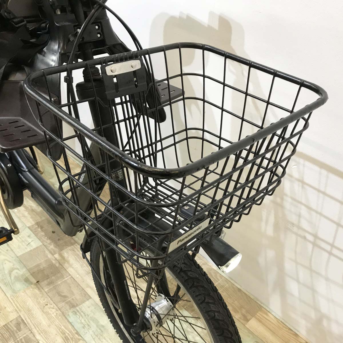 パナソニック ギュット アニーズ ブラック 20インチ KJ102 【中古車】