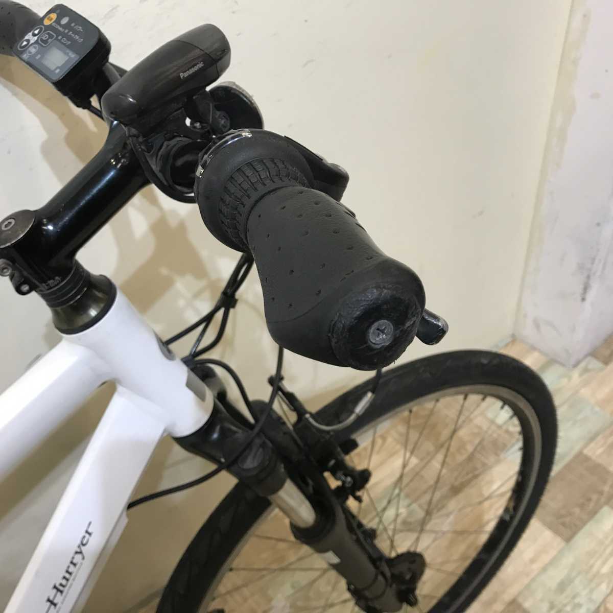 パナソニック ハリヤ ホワイト 26インチ KR010 【中古車】