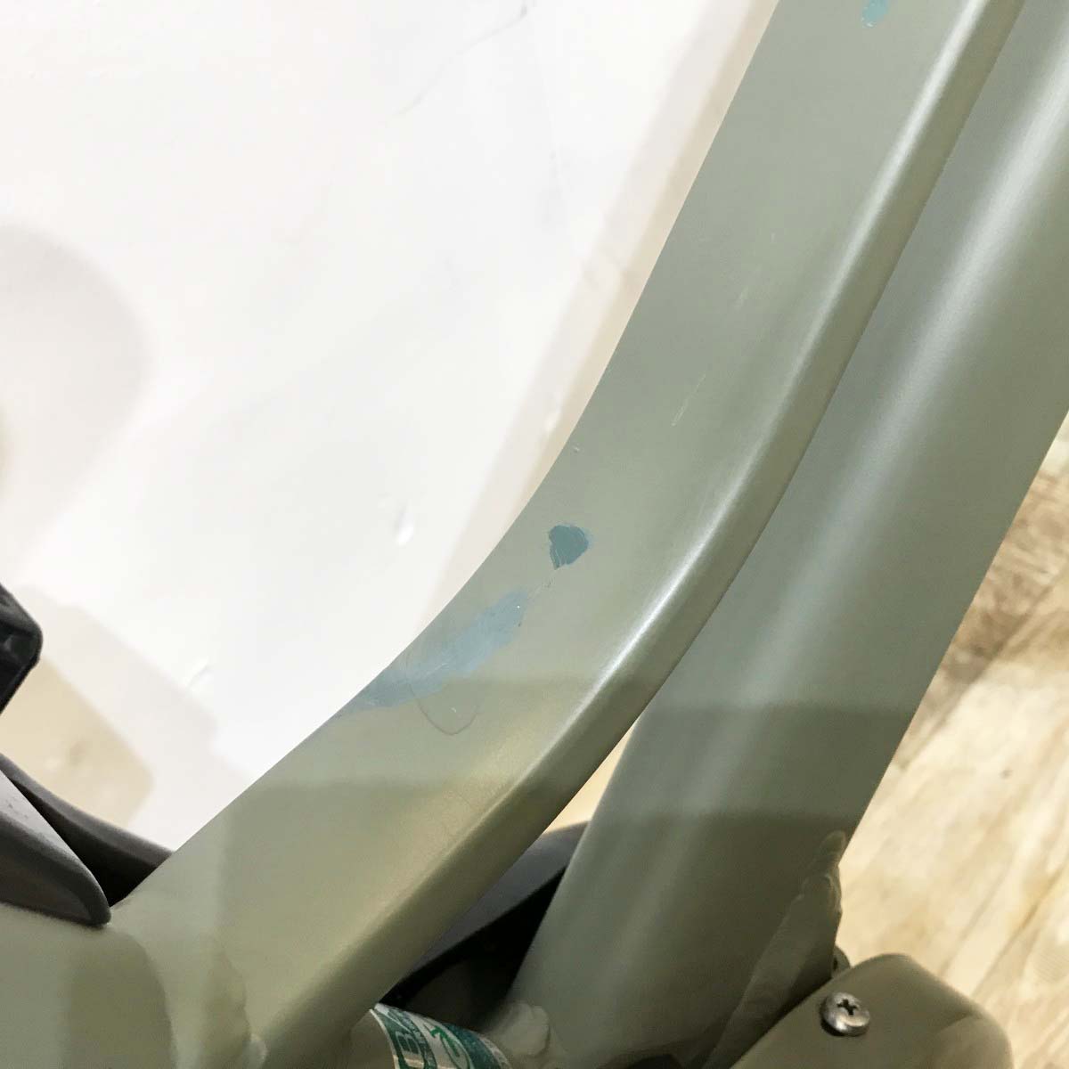 パナソニック ティモS カーキ 26インチ KJ103 【中古車】