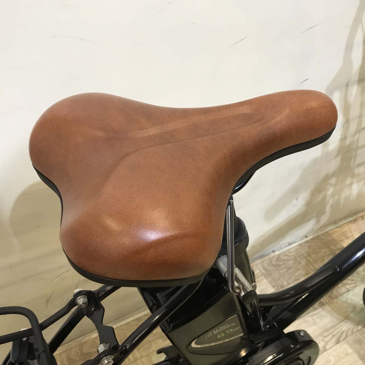 パナソニック グリッター ブラック 20インチ KA003 【中古車】