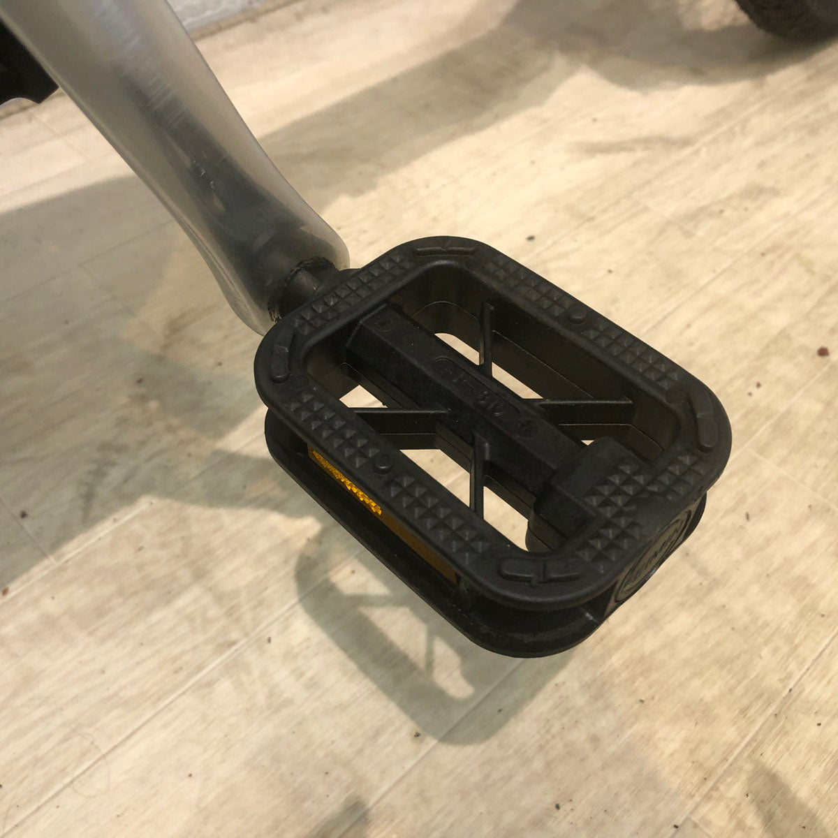 中古電動自転車 ブリヂストン アンジェリーノ プティット e ブラック 20インチ YA116