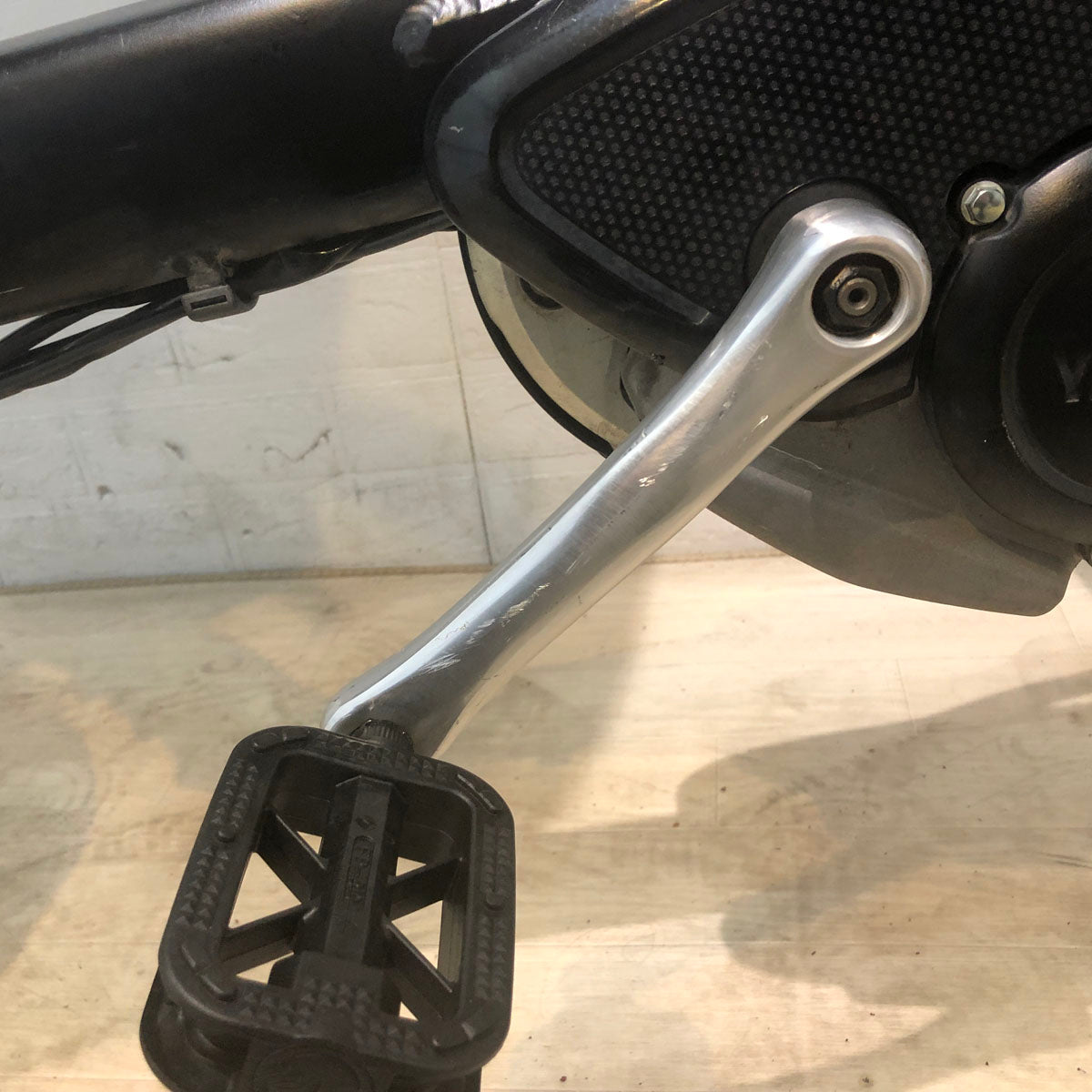 中古電動自転車 ブリヂストン アンジェリーノ プティット e ブラック 20インチ YA116