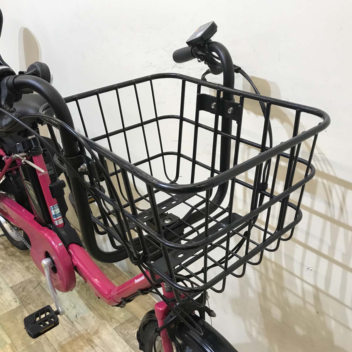 パナソニック ギュット ミニ DX ピンク 20インチ KA004【中古車】