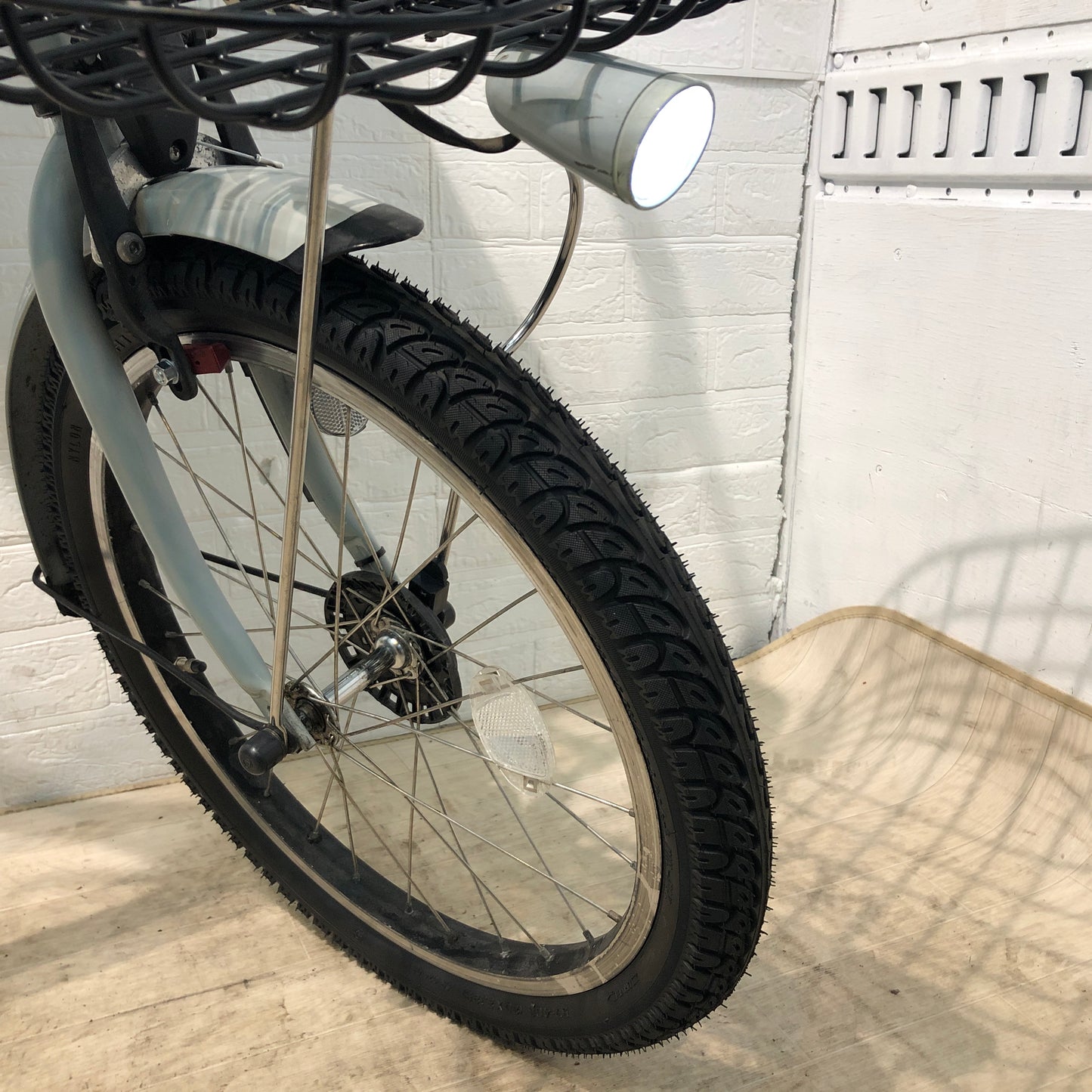 ブリヂストン bikke 2 e ビッケ ツー イー グレー 20インチ YP018 【中古車】