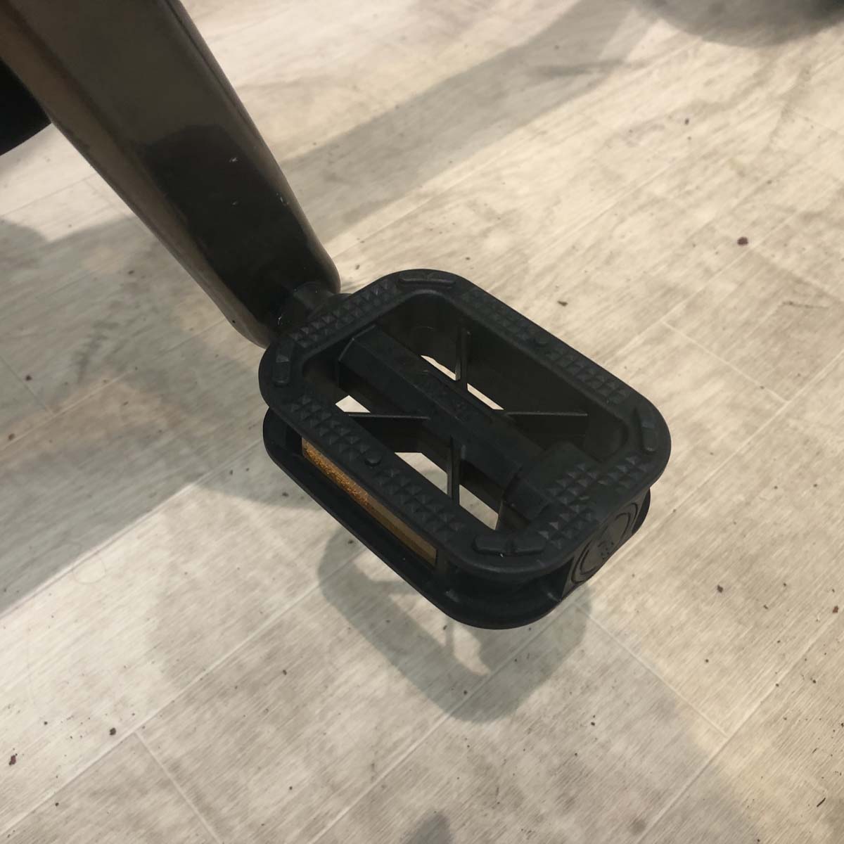 パナソニック ギュット アニーズ グレー 20インチ YA119 【中古車】