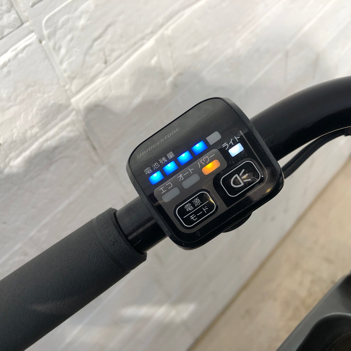 ブリヂストン bikke GRI ビッケ グリ グレー 前24×後20インチ YP019 【中古車】