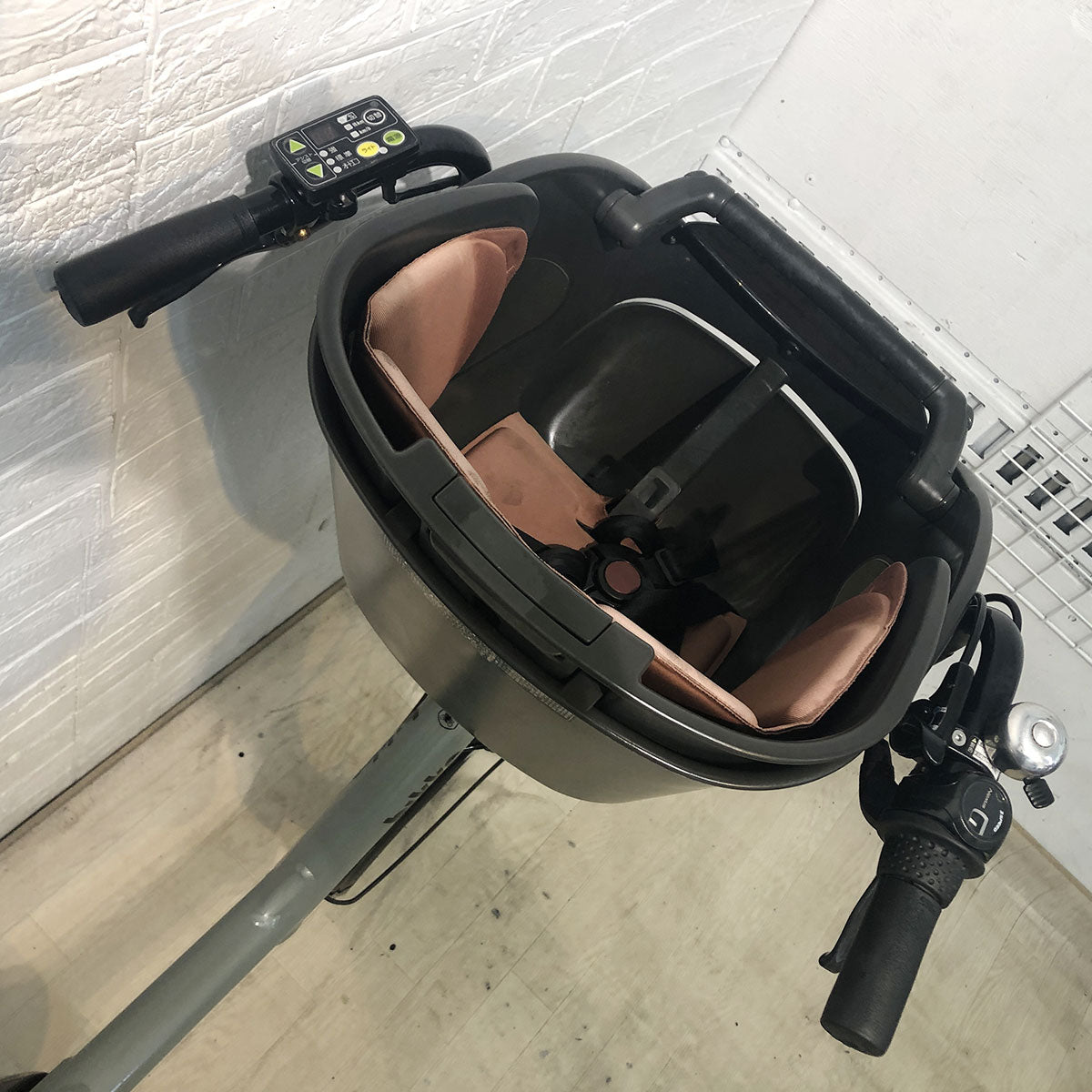 ブリヂストン ビッケポーラーe カーキ 20インチ YG038 【中古車】