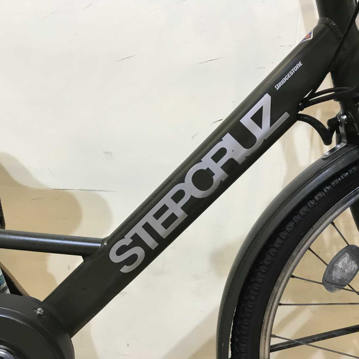 ブリヂストン ステップクルーズ e カーキ 26インチ KR018 【中古車】