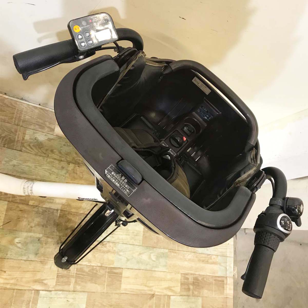 パナソニック ギュット ミニ DX ホワイト 20インチ KA011【中古車】