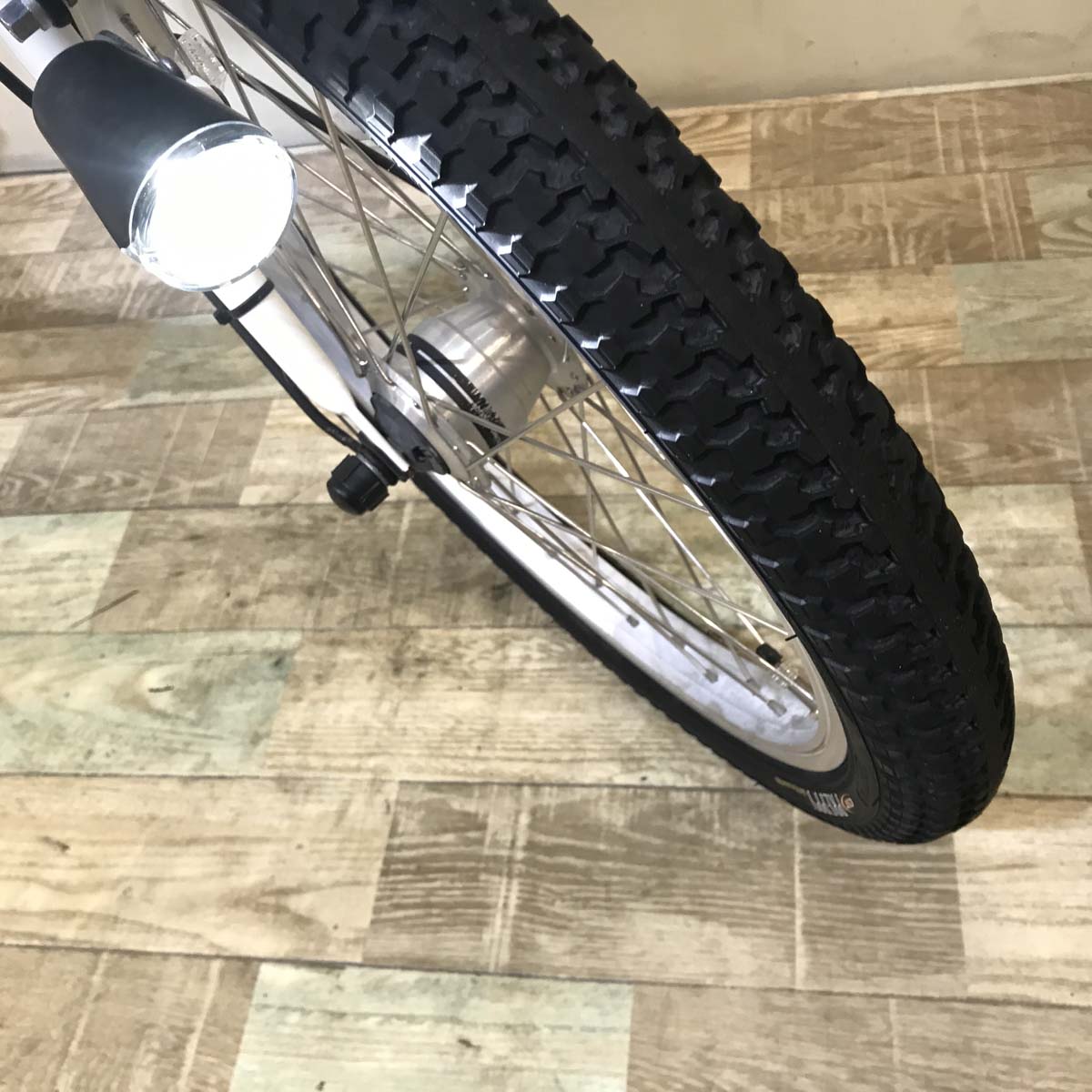 パナソニック ギュット ミニ DX ホワイト 20インチ KA011【中古車】