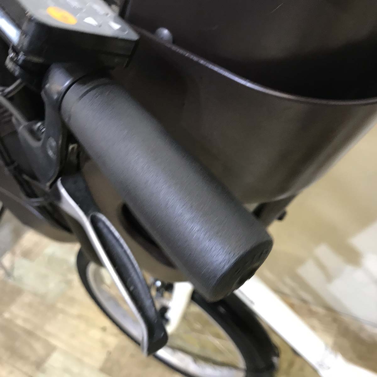 パナソニック ギュット ミニ DX ホワイト 20インチ KA011【中古車】