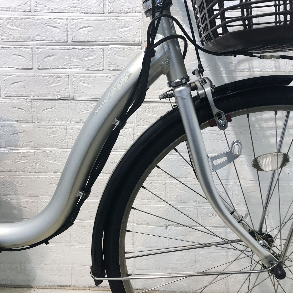 中古電動自転車 ヤマハ PAS ナチュラ スーパー シルバー 26インチ YG043