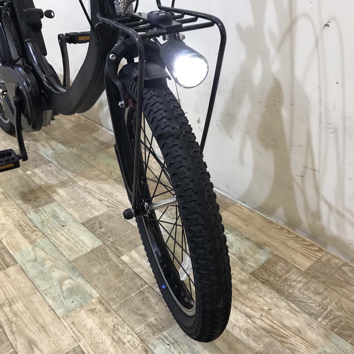パナソニック SW ブラック 20インチ KV098 【中古車】