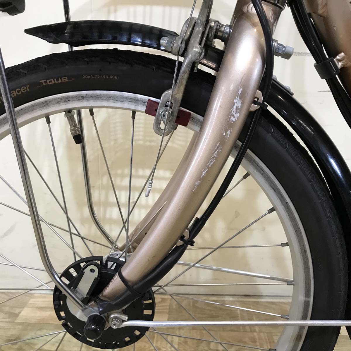 ブリヂストン アシスタ ユニ プレミア ゴールド 20インチ KV100 【中古車】
