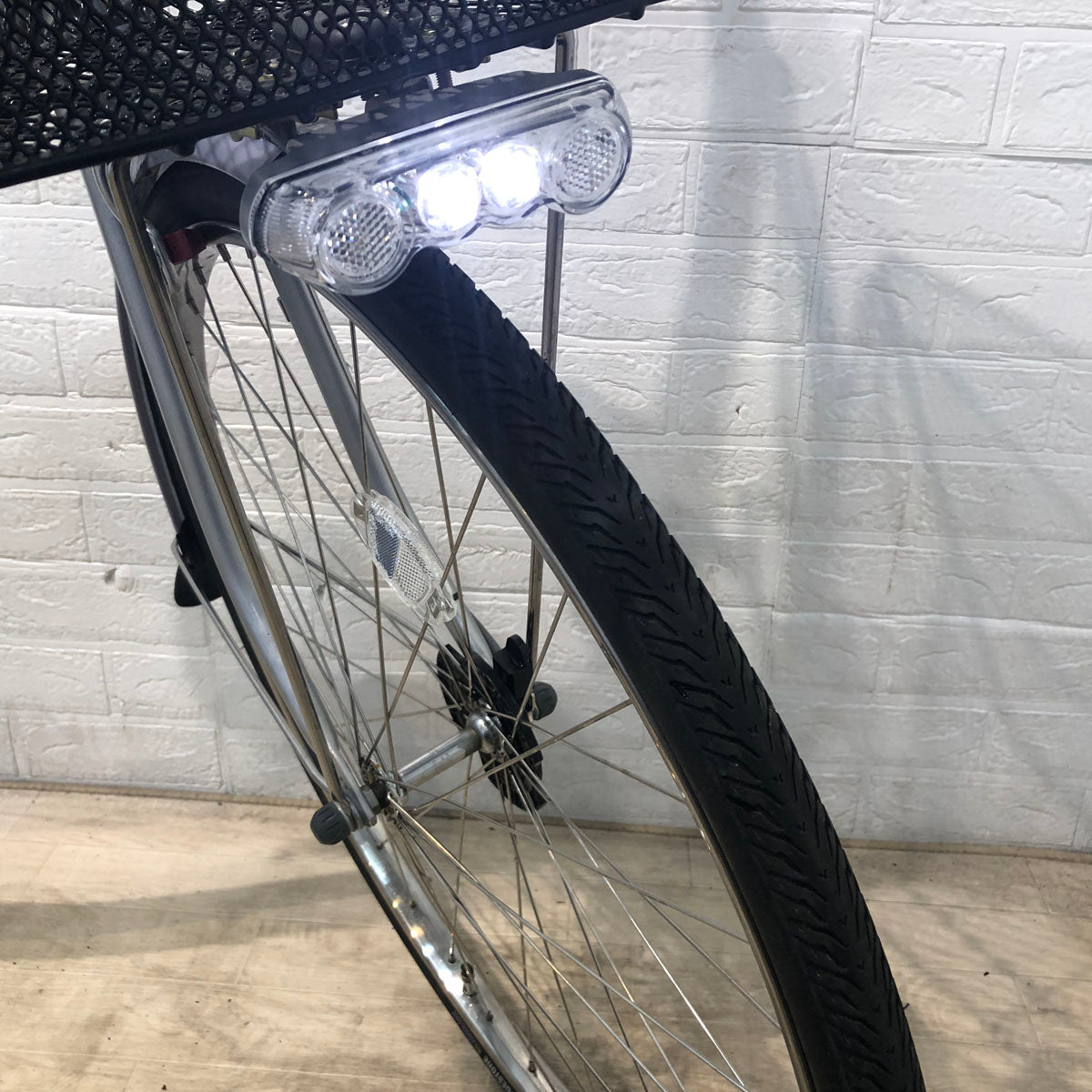 中古電動自転車 新品バッテリー ブリヂストン アシスタ シルバー 26インチ YB004