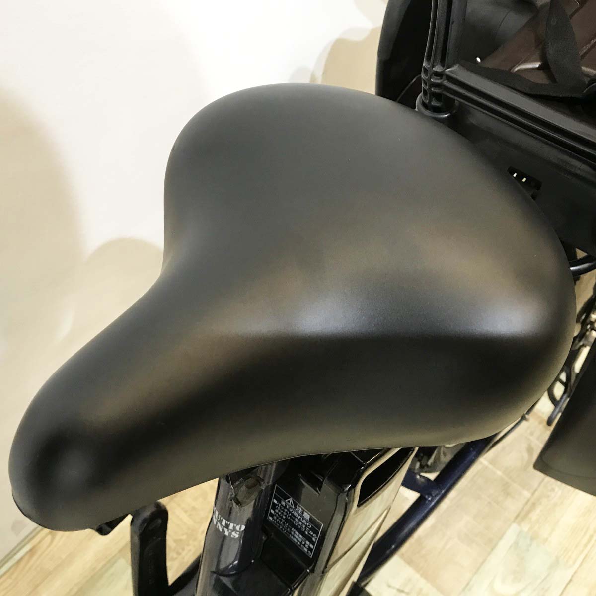 パナソニック ギュットアニーズ ネイビー 20インチ KJ115 【中古車】