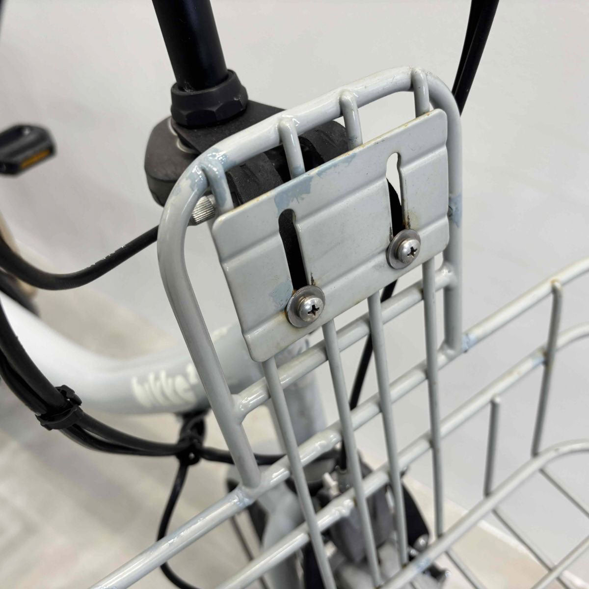 中古電動自転車 ブリヂストン ビッケ2e グレー 20インチ YJ065