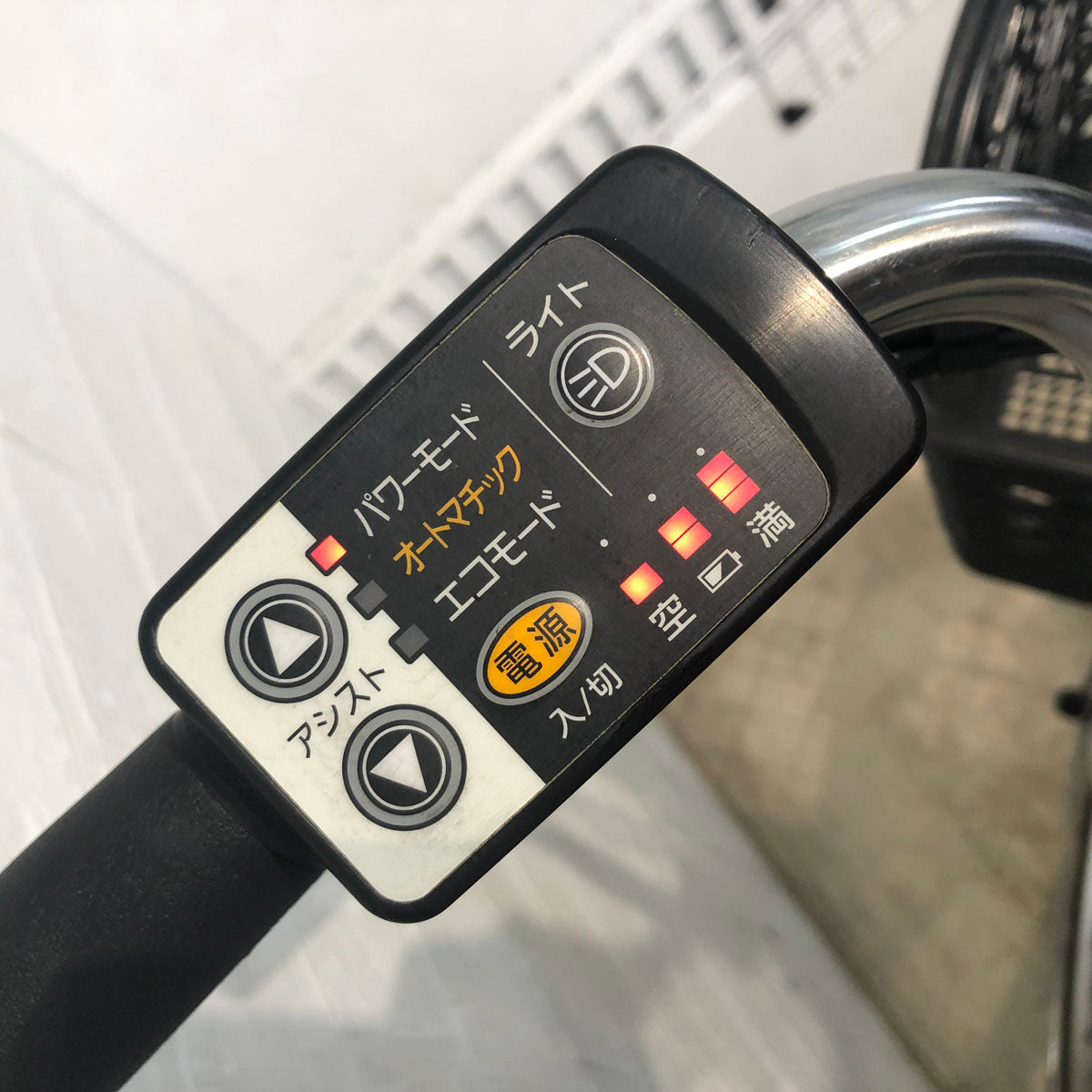 中古電動自転車 パナソニック ビビ SX シルバー 26インチ YB005