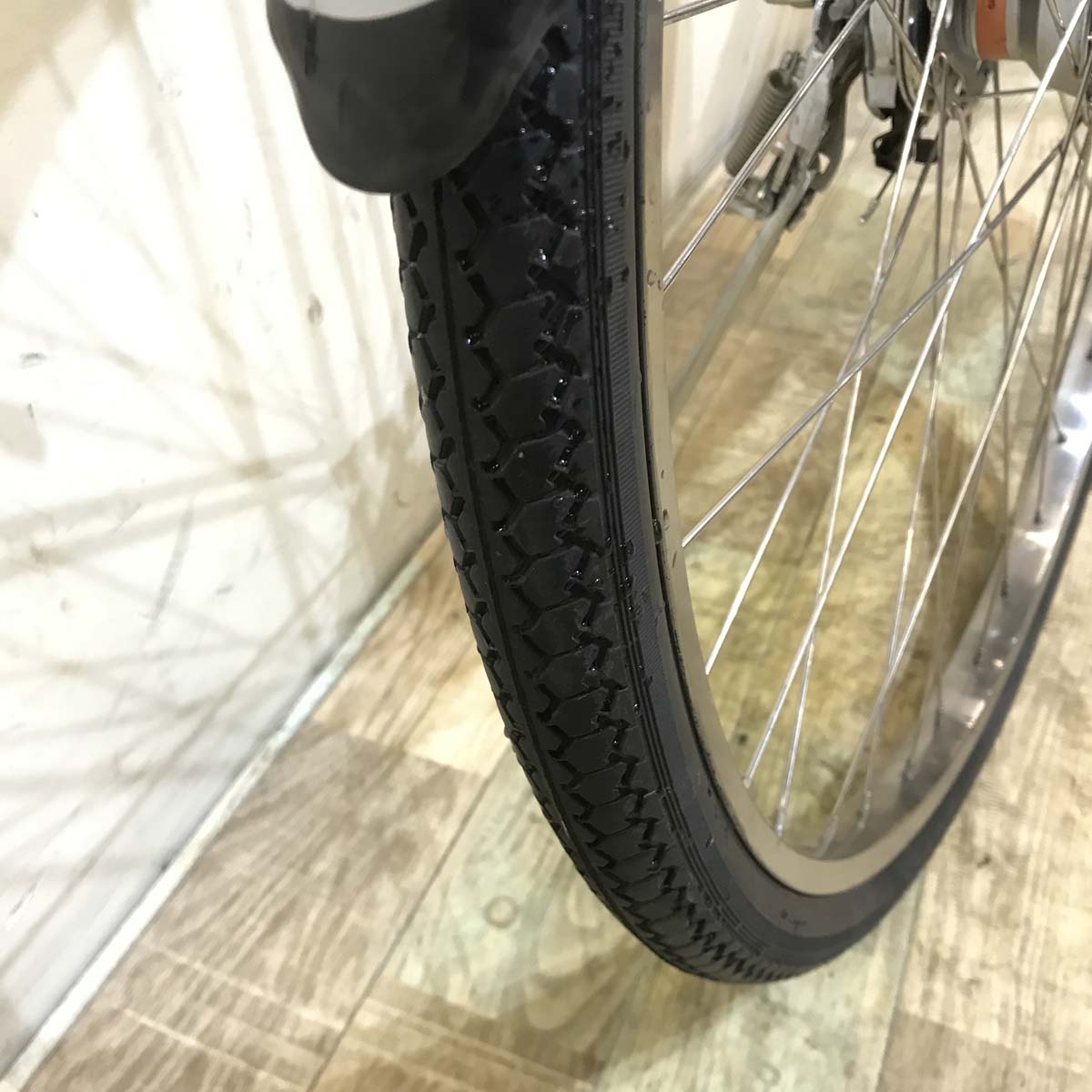 パナソニック ビビ タフネス シルバー 27インチ  KA018【中古車】