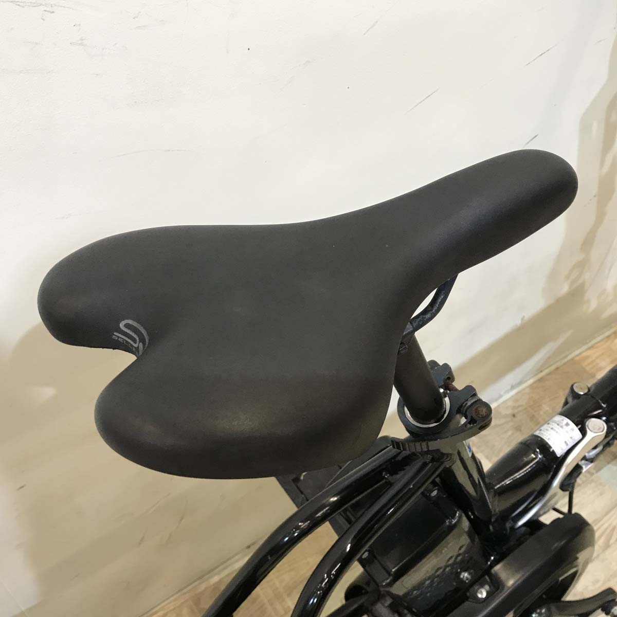 折りたたみ パナソニック オフタイム ブラック 前18×後20インチ KV104 【中古車】