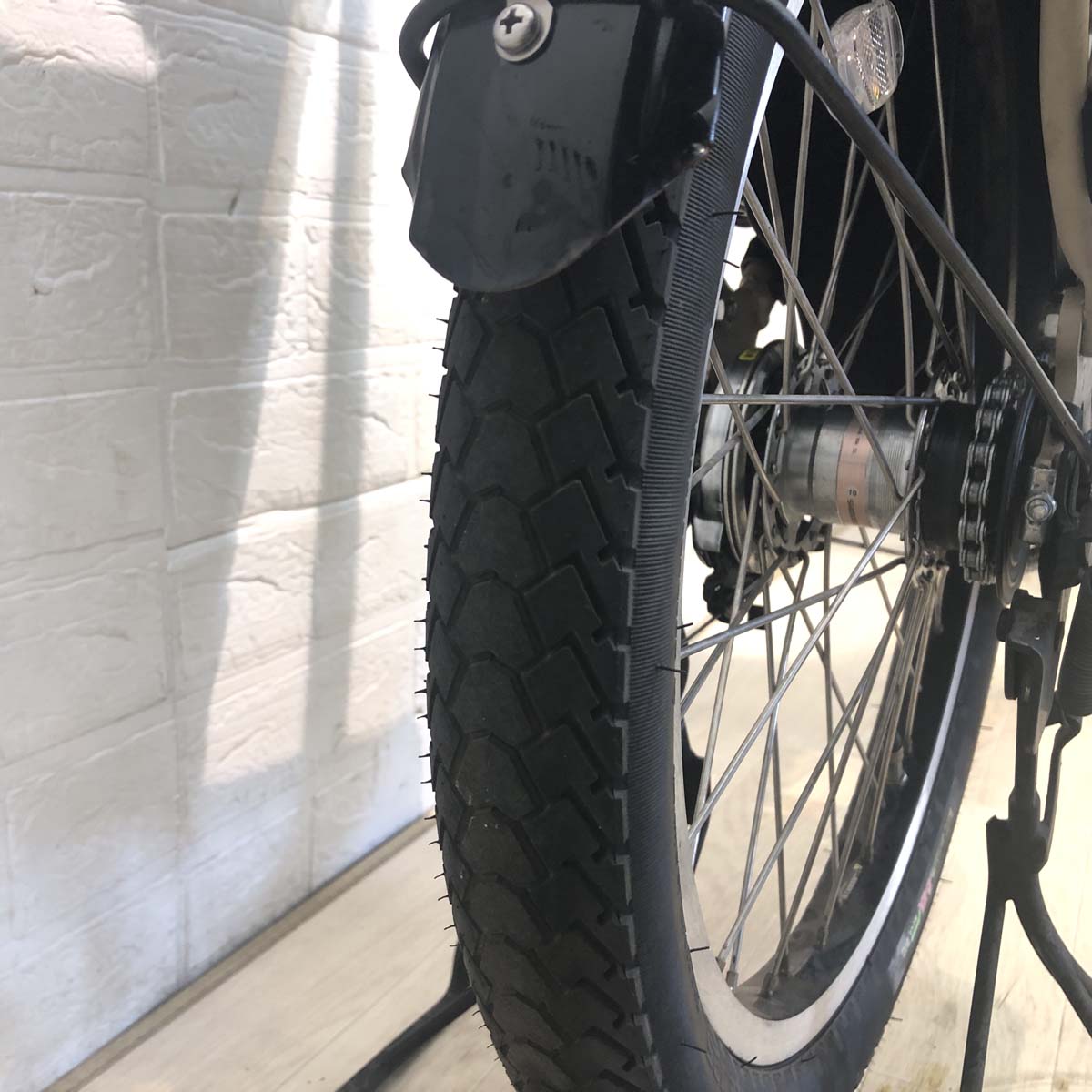 中古電動自転車 ブリヂストン ビッケポーラーe ベージュ 20インチ YG051 