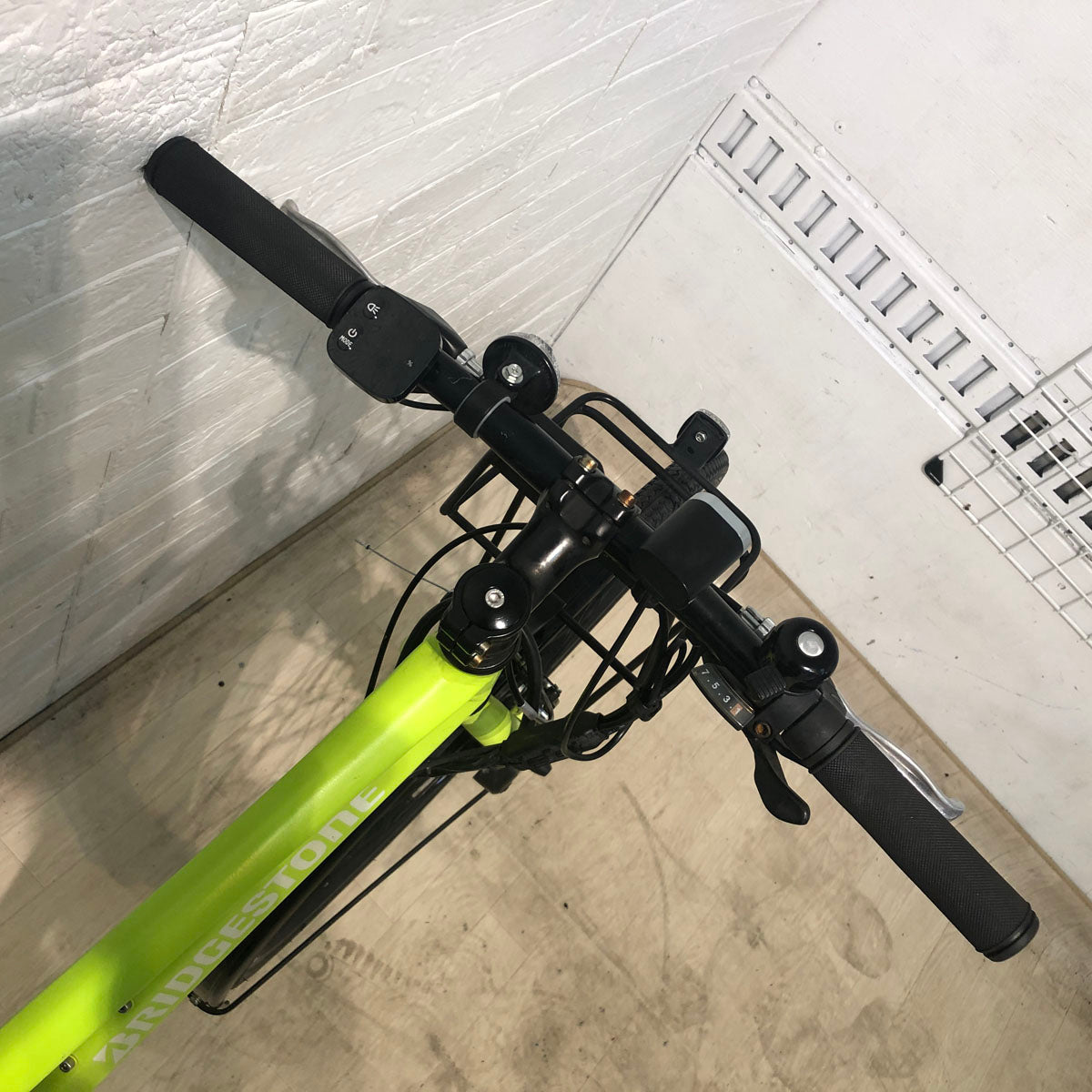 中古電動自転車 ブリヂストン TB1e グリーン 27インチ SR407Y