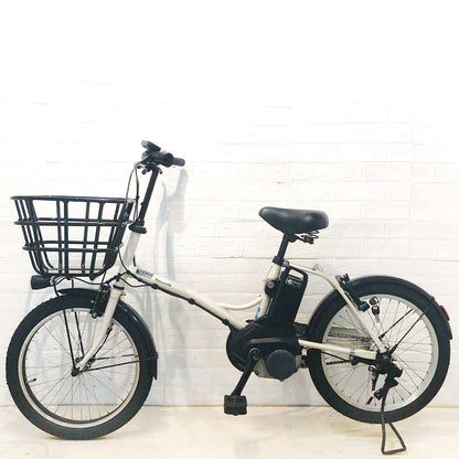 パナソニック グリッター ホワイト 20インチ YG052 【中古車】
