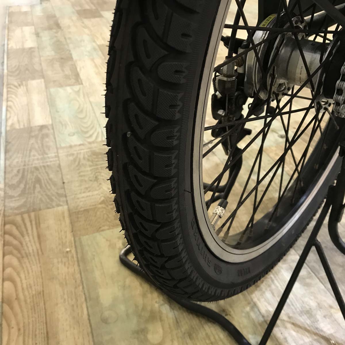パナソニック ギュット アニーズ グリーン 20インチ KV108【中古車】