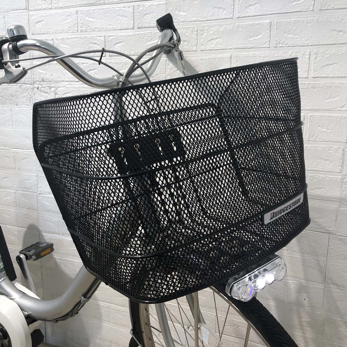 中古電動自転車 新品バッテリー ブリヂストン アシスタ シルバー 26インチ YB011  