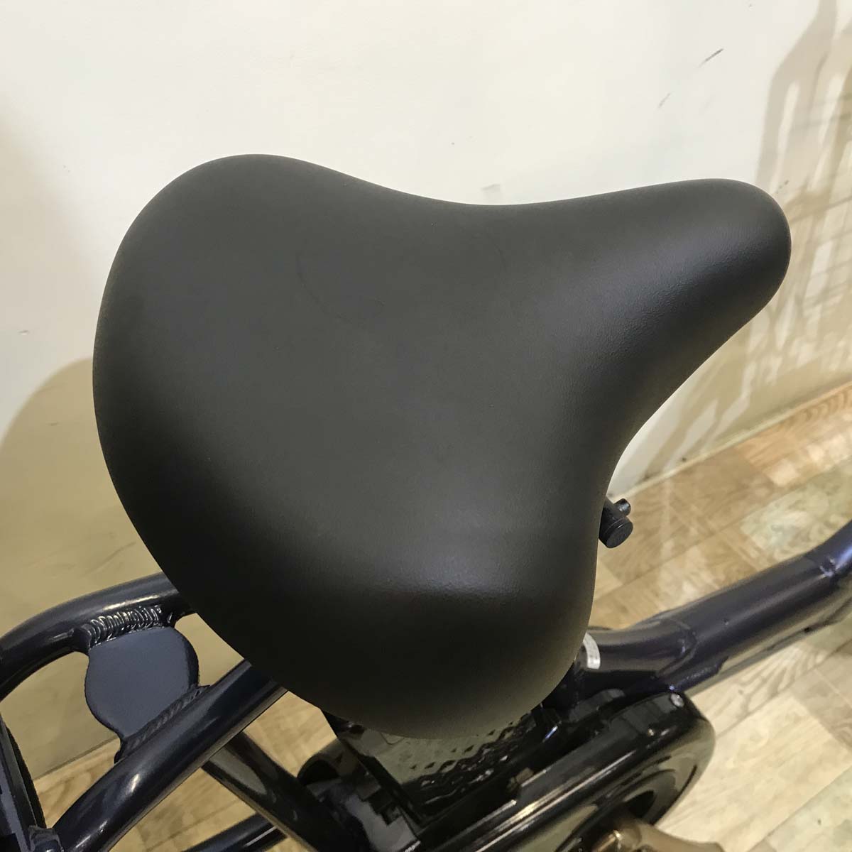 パナソニック ギュット アニーズ DX ネイビー 20インチ KA023【中古車】