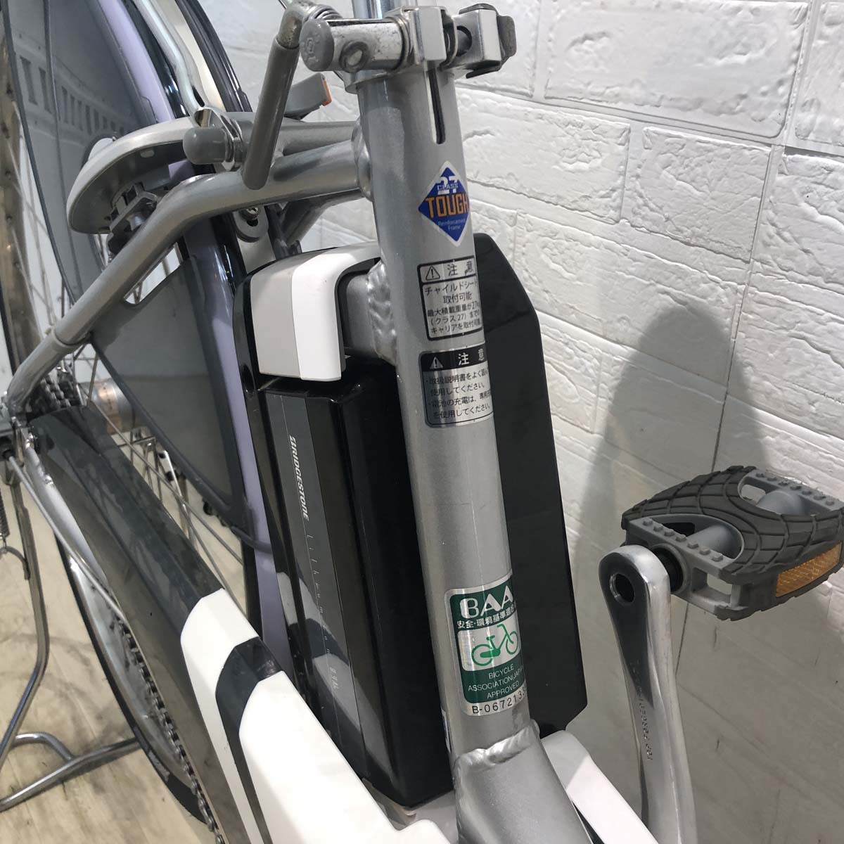 中古電動自転車 新品バッテリー ブリヂストン アシスタ シルバー 26インチ YB011  