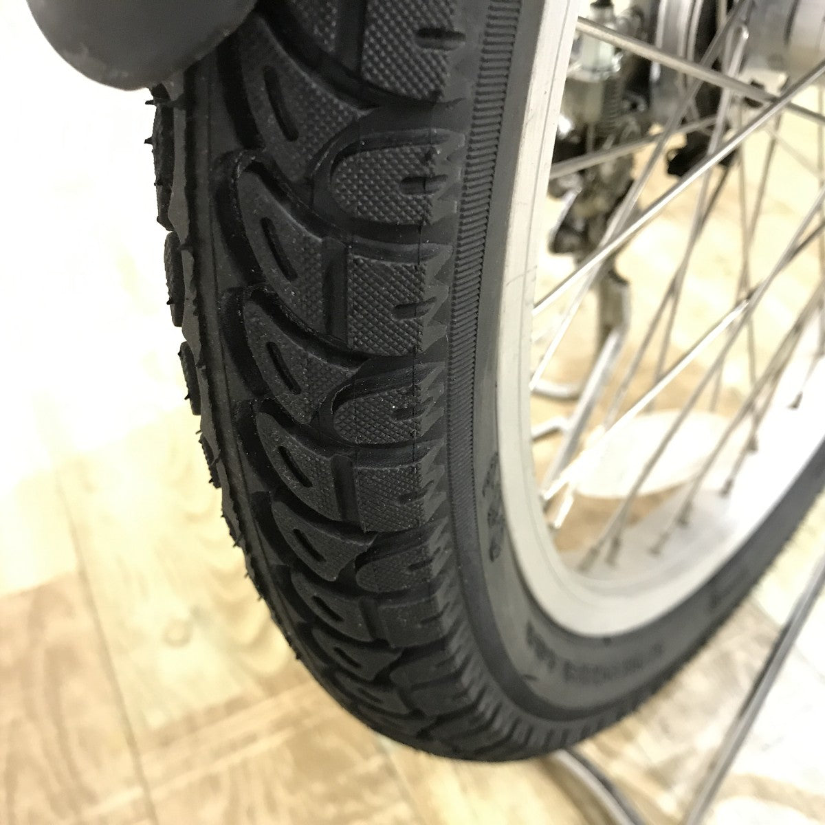 パナソニック ギュットミニDX ホワイト 20インチ KJ123 【中古車】